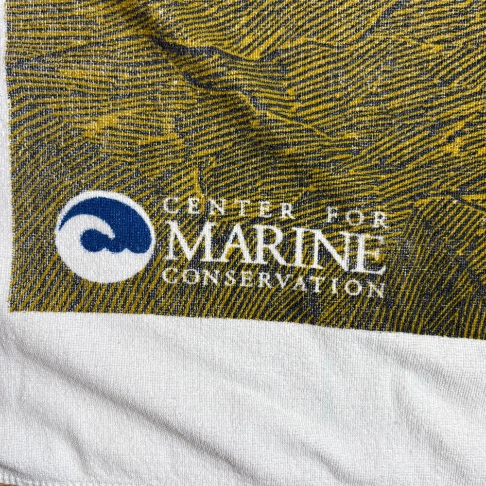 Vintage Ocean Spray Seal Beach Towel Center for Marine‎ Conservation Blue White